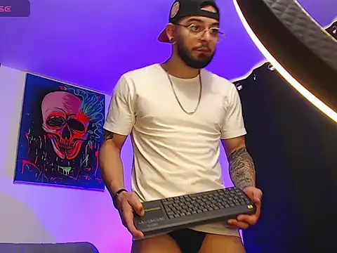 Snapshot of Axel_Stton chatting on February 6, 2026, 2:31 pm Axel Stton online show from February 6, 2026, 2:31 pm