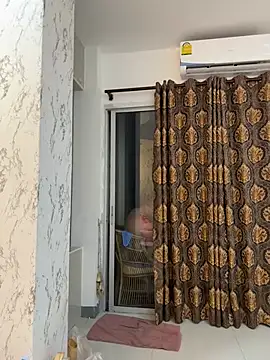 Snapshot of Ponthip chatting on February 13, 2026, 5:42 pm Ponthip online show from February 13, 2026, 5:42 pm