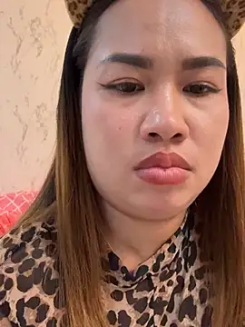 Snapshot of Ponthip chatting on February 24, 2026, 8:29 pm Ponthip online show from February 24, 2026, 8:29 pm