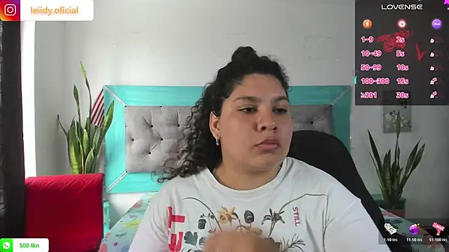 megannn-diamonts online show from February 5, 2026, 8:57 pm