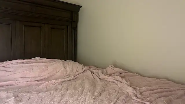 Snapshot of blondebunny999_999 chatting on January 17, 2026, 5:12 am blondebunny999 999 online show from January 17, 2026, 5:12 am