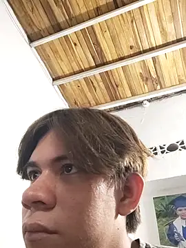 DereckTwink online show from February 8, 2026, 7:45 am