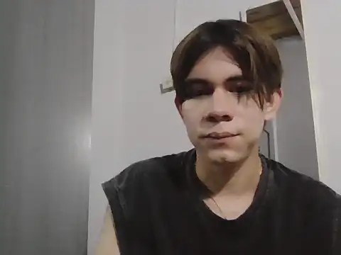 DereckTwink online show from February 10, 2026, 7:12 am