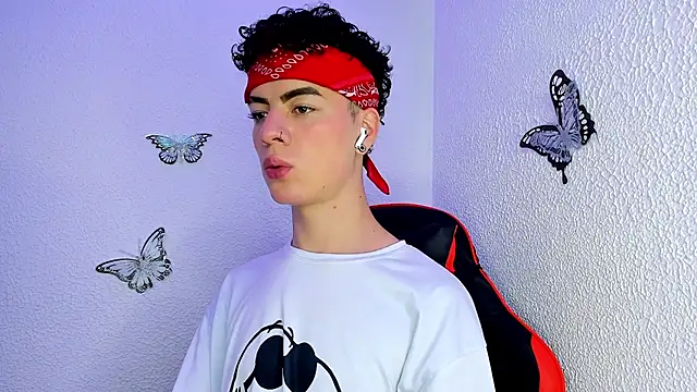 andrew ixz online show from February 11, 2026, 3:06 pm