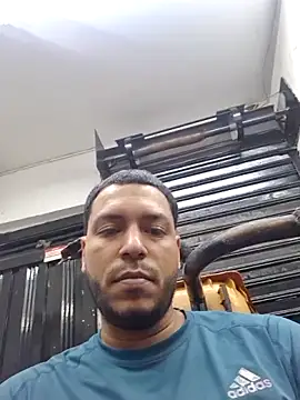 Snapshot of mago_vive chatting on June 5, 2026, 4:30 am mago vive online show from June 5, 2026, 4:30 am