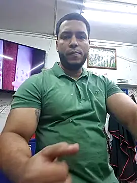 Snapshot of mago_vive chatting on June 7, 2026, 5:44 am mago vive online show from June 7, 2026, 5:44 am