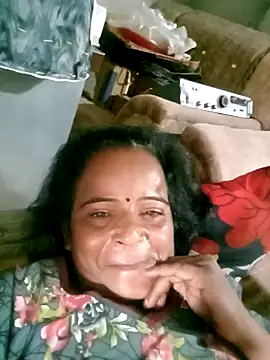 kiiuu sexe online show from March 18, 2026, 8:28 am