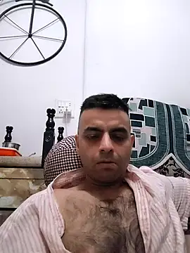 ashleellaunda7582 online show from April 30, 2026, 5:19 pm