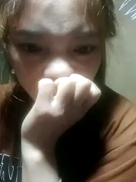 Snapshot of jjennyyy chatting on February 22, 2026, 2:13 am jjennyyy online show from February 22, 2026, 2:13 am