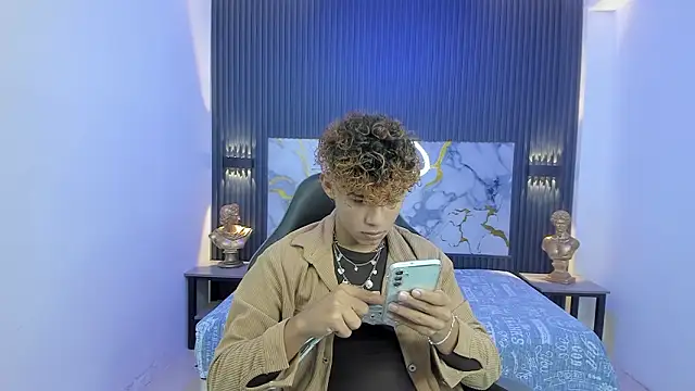 Snapshot of Anyelo_Twink chatting on March 20, 2026, 4:17 am Anyelo Twink online show from March 20, 2026, 4:17 am