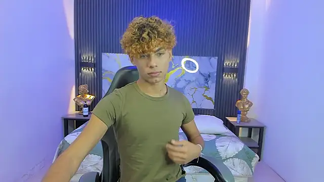 Snapshot of Anyelo_Twink chatting on March 21, 2026, 8:19 am Anyelo Twink online show from March 21, 2026, 8:19 am