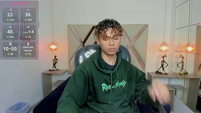 Snapshot of Anyelo_Twink chatting on April 5, 2026, 10:07 pm Anyelo Twink online show from April 5, 2026, 10:07 pm