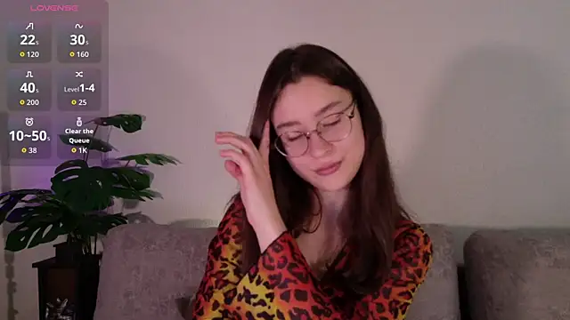 classy     online show from July 4, 2026, 4:24 pm