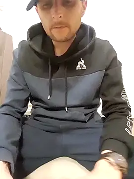 80julien online show from February 21, 2026, 9:27 pm