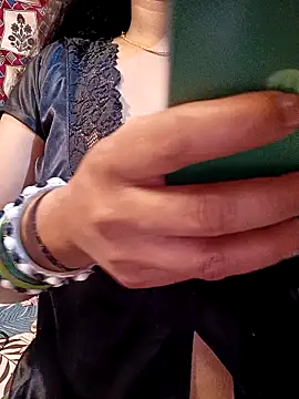 Snapshot of Soni_299 chatting on March 19, 2026, 9:35 am Soni 299 online show from March 19, 2026, 9:35 am