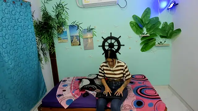 lucerodelamanana343 online show from February 18, 2026, 7:21 pm