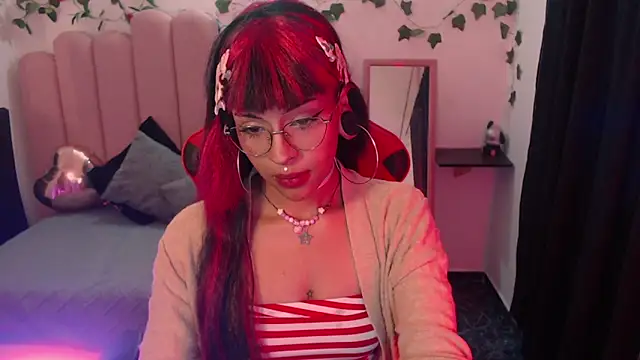 jia1111  online show from February 19, 2026, 2:24 pm