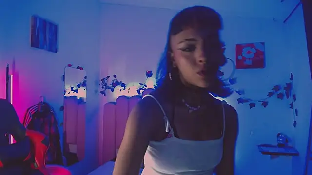 jia1111  online show from March 19, 2026, 4:05 am