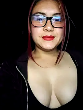Snapshot of THALASSA_DIOSA chatting on May 17, 2026, 5:16 am THALASSA DIOSA online show from May 17, 2026, 5:16 am