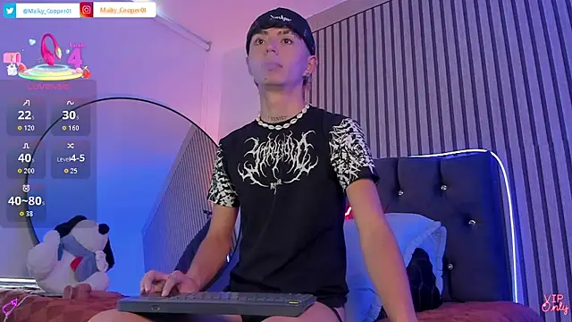 Maiky Cooper01 online show from July 16, 2026, 4:57 pm