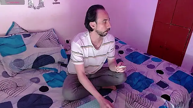 couple  party  online show from February 1, 2026, 2:21 am