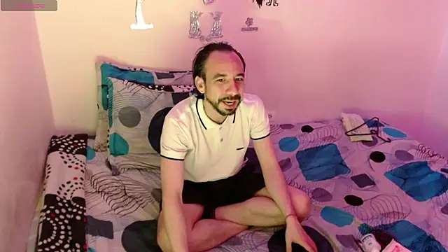 couple  party  online show from February 5, 2026, 11:20 pm