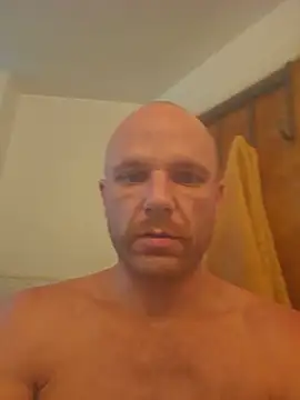 FrankieFuckMe online show from June 20, 2026, 6:11 pm