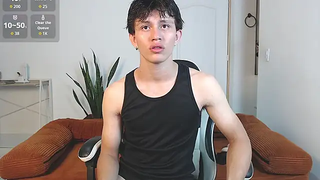 DarrenColleen online show from August 9, 2026, 3:23 am