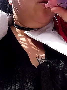 EmmieRae- online show from January 18, 2026, 3:49 pm