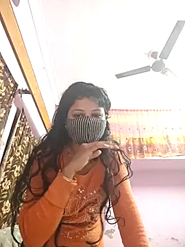 Priyaji7575 online show from January 17, 2026, 5:23 am