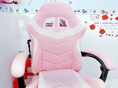 Anna sexyY  online show from January 12, 2026, 4:50 am