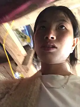 Snapshot of sun-shii chatting on March 4, 2026, 5:13 am sun-shii online show from March 4, 2026, 5:13 am