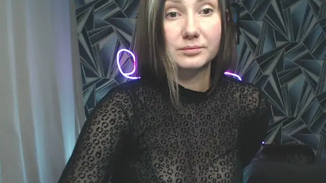 Snapshot of NikkiKiss___ chatting on March 30, 2026, 5:03 pm NikkiKiss online show from March 30, 2026, 5:03 pm