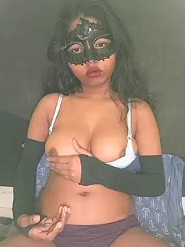 Snapshot of Riya_Atom_Bomb chatting on February 13, 2026, 1:29 pm Riya Atom Bomb online show from February 13, 2026, 1:29 pm