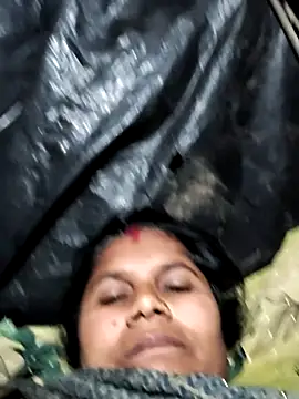 Hot di97 online show from February 16, 2026, 7:43 pm