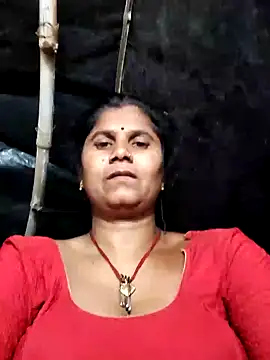 Snapshot of Hot_di97 chatting on May 9, 2026, 3:06 pm Hot di97 online show from May 9, 2026, 3:06 pm