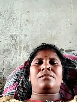 Snapshot of Hot_di97 chatting on May 15, 2026, 10:50 pm Hot di97 online show from May 15, 2026, 10:50 pm
