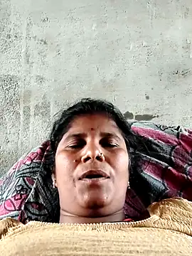 Snapshot of Hot_di97 chatting on May 15, 2026, 11:56 pm Hot di97 online show from May 15, 2026, 11:56 pm