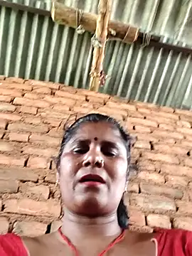 Snapshot of Hot_di97 chatting on June 10, 2026, 4:34 am Hot di97 online show from June 10, 2026, 4:34 am