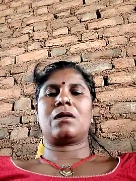 Snapshot of Hot_di97 chatting on June 11, 2026, 2:53 am Hot di97 online show from June 11, 2026, 2:53 am