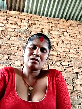 Snapshot of Hot_di97 chatting on June 17, 2026, 8:06 am Hot di97 online show from June 17, 2026, 8:06 am