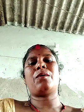 Hot di97 online show from June 25, 2026, 5:12 am