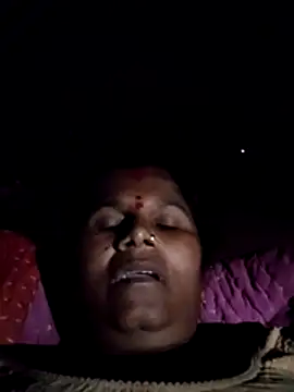 Hot di97 online show from July 6, 2026, 9:39 pm