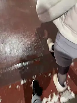 Snapshot of AlyssaFoxx_ chatting on February 5, 2026, 5:50 pm AlyssaFoxx online show from February 5, 2026, 5:50 pm