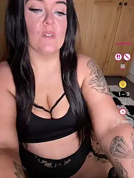 Miss CurvesXXX online show from June 12, 2026, 10:52 pm