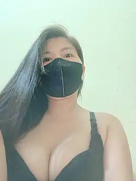 Snapshot of Lyly-68688 chatting on June 27, 2026, 2:34 pm Lyly-68688 online show from June 27, 2026, 2:34 pm