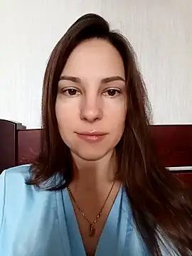 She-Moon online show from February 8, 2026, 8:07 am