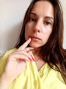 She-Moon online show from July 20, 2026, 10:50 am