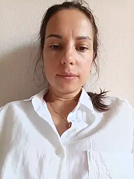 She-Moon online show from August 1, 2026, 6:23 am