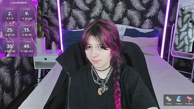 Ashley Veil online show from May 11, 2026, 8:17 pm